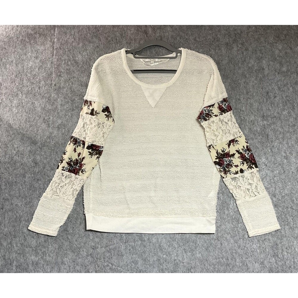 Miss Me Shirt Womens Small Cream Floral Lightweight Pullover Top Cottage Casual